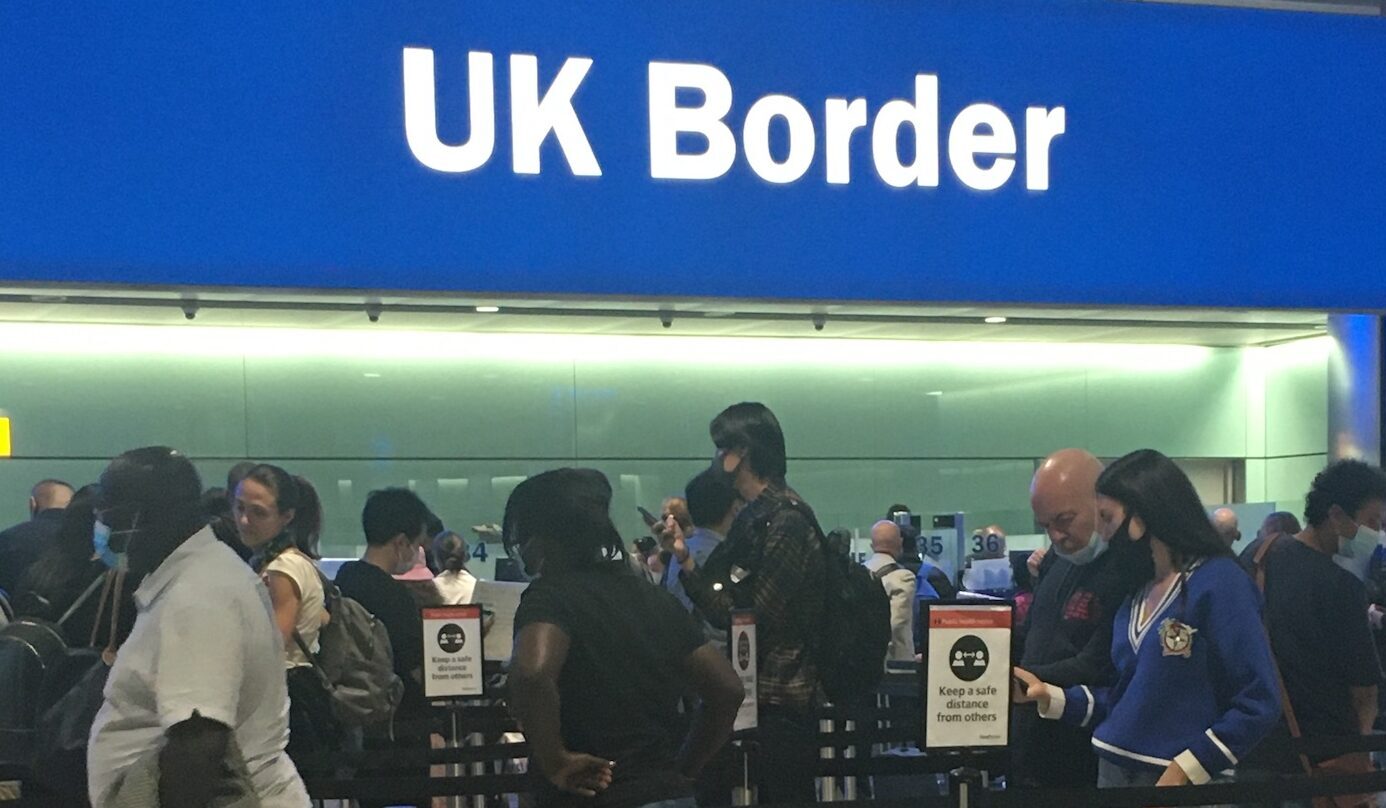 UK-immigration-Heathrow